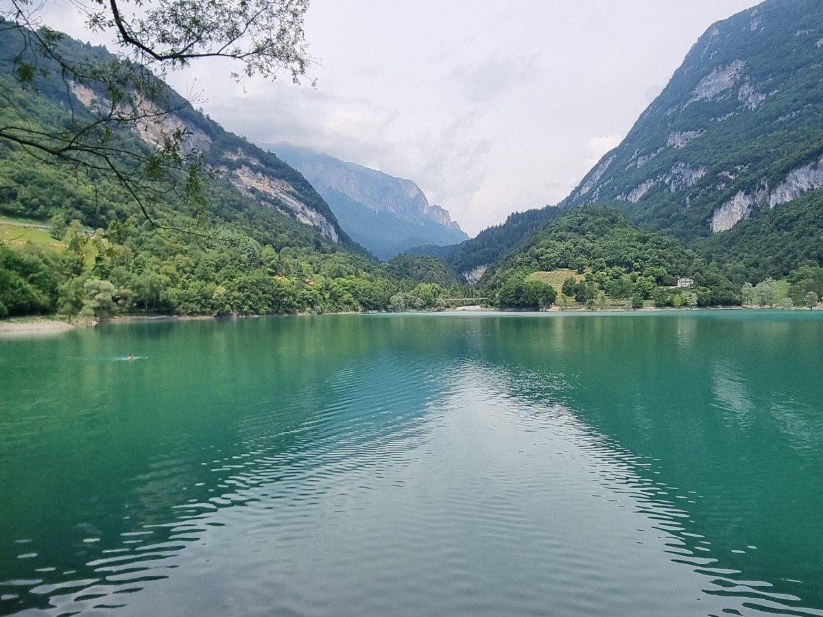 IL LAGO DI TENNO – COSA FARE IN UNO DEI LAGHI PIU’ PULITI&nbsp;D’ITALIA